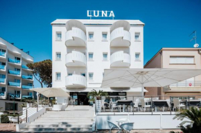Отель Hotel Luna  Линьяно Пинета